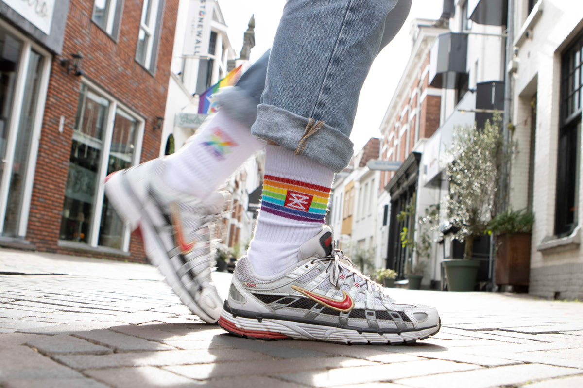 Enschede Pride sportsokken regenboog
